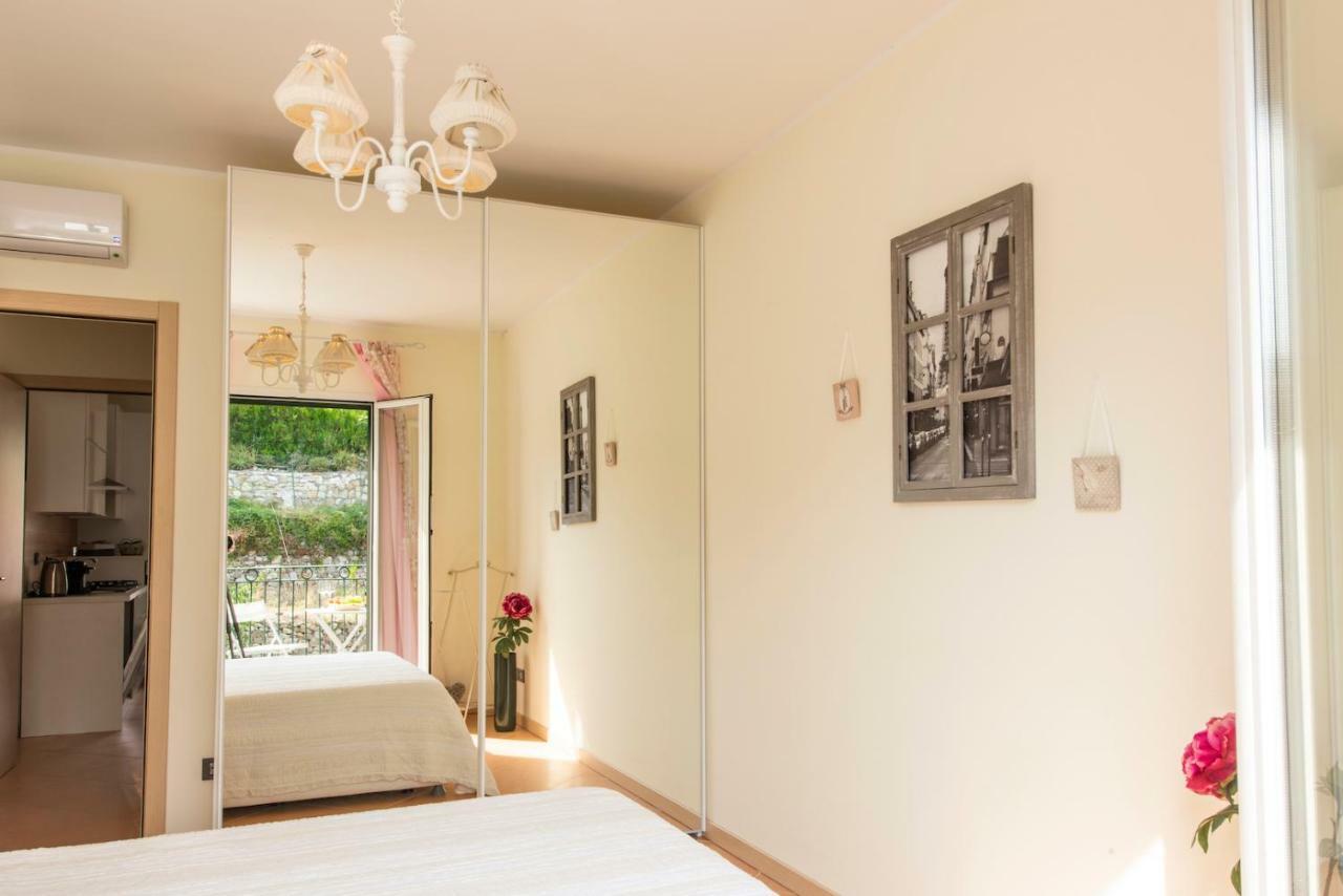 Vento Di Greco Apartment San Bartolomeo Al Mare Exterior photo
